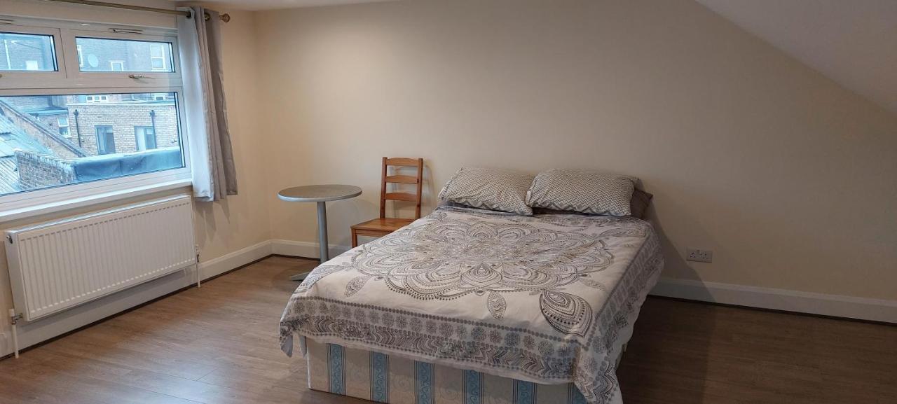 Family Friendly 3 Bedroom Flat Zone 2 - Children Stay Free! ロンドン エクステリア 写真