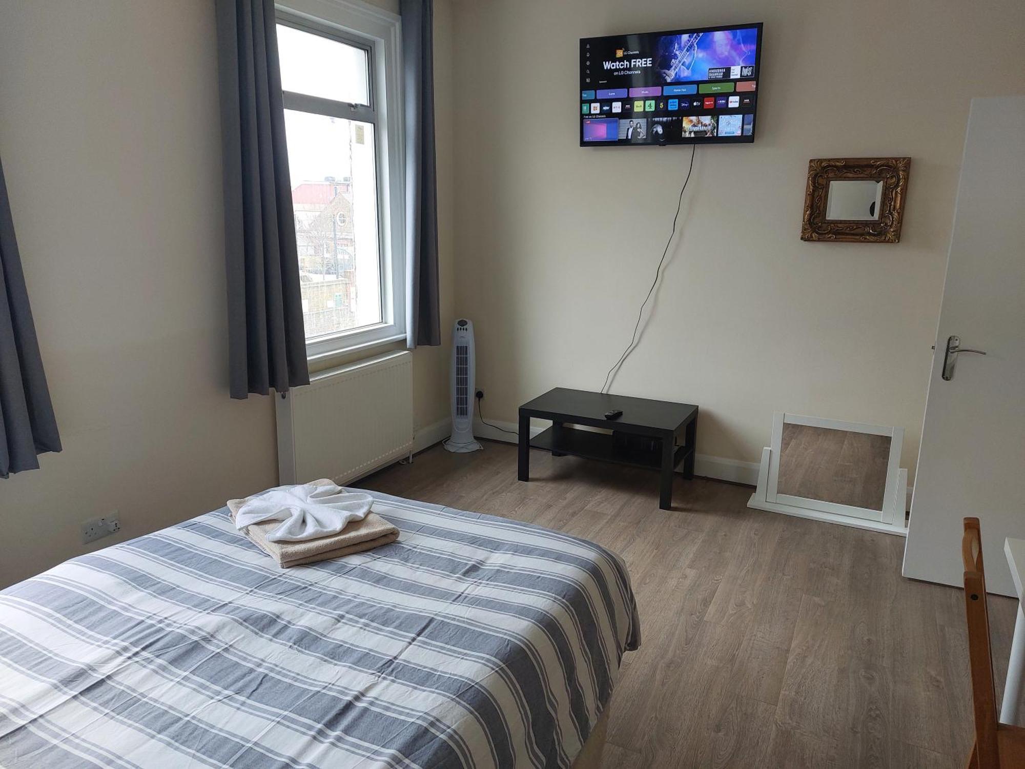 Family Friendly 3 Bedroom Flat Zone 2 - Children Stay Free! ロンドン エクステリア 写真